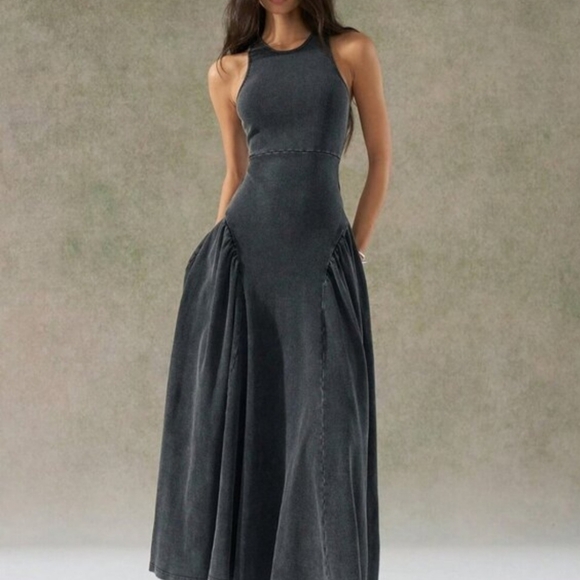 Dresses & Skirts - Black Casual Women's Distressed Wash Backless Design Dress
